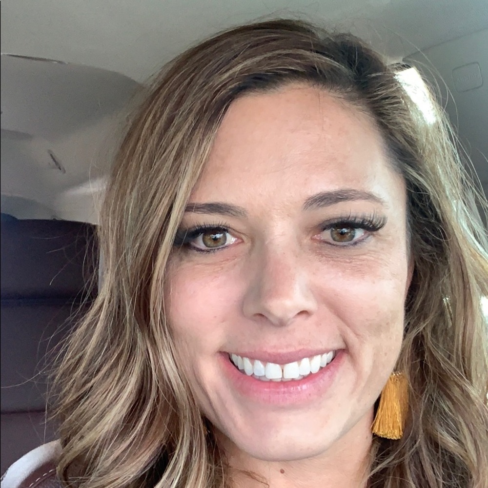 Meet your Posher, Ambyr